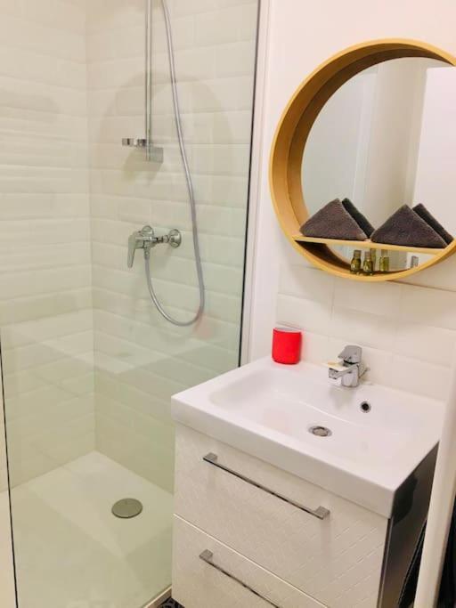 Appartement "Axel 8" Studio proche gare avec balcon à Sète Extérieur photo