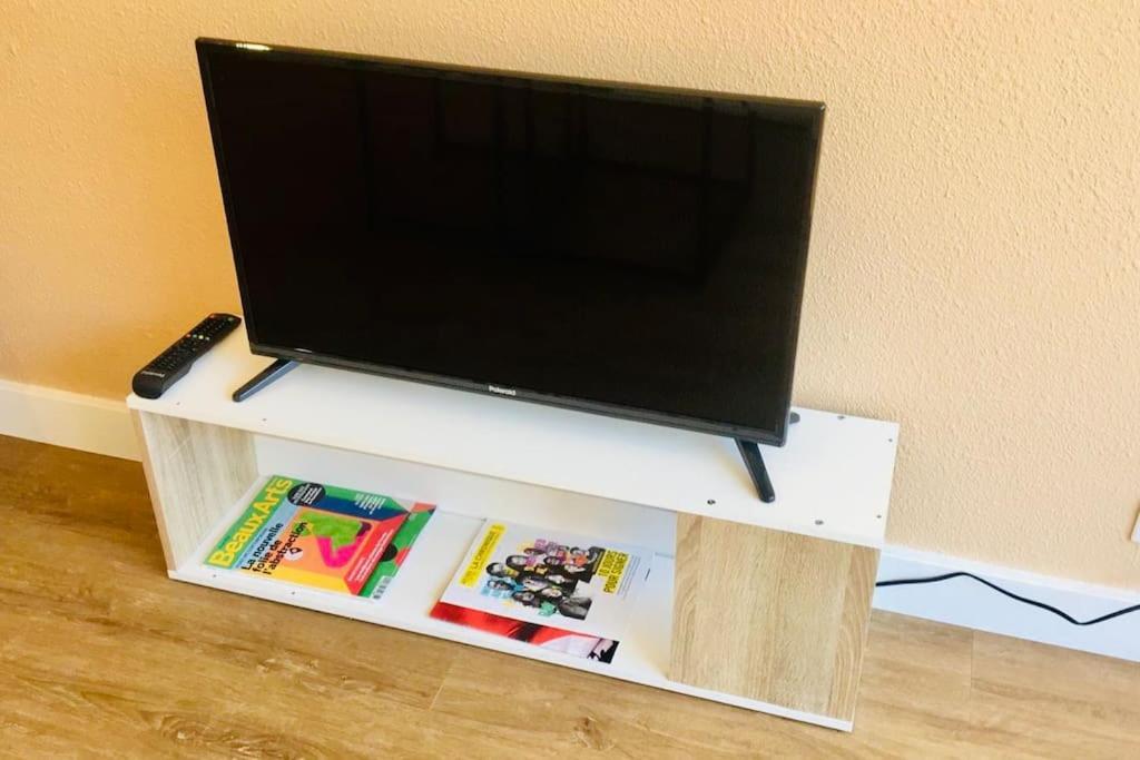 Appartement "Axel 8" Studio proche gare avec balcon à Sète Extérieur photo